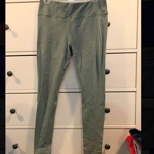 Women’s workout leggings